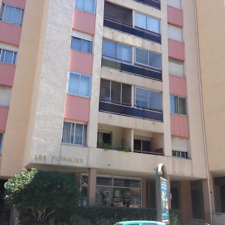 Meubles De Tourisme Beaulieu Apartment Bagian luar foto
